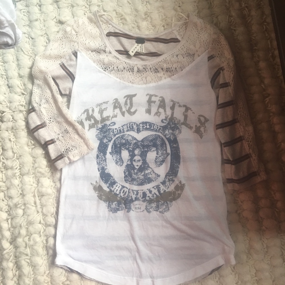 Free People graphic  Top Small